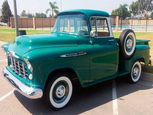 Classic Trucks Puzzle Online Game - Jigsaw Puzzle